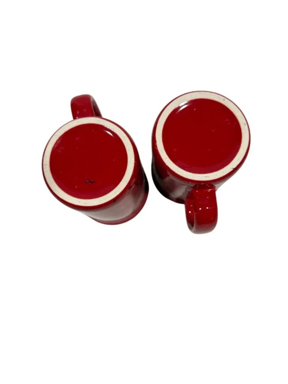 VIneyard Vines Set of 2 Red‎ Campfire Holiday Red Mugs